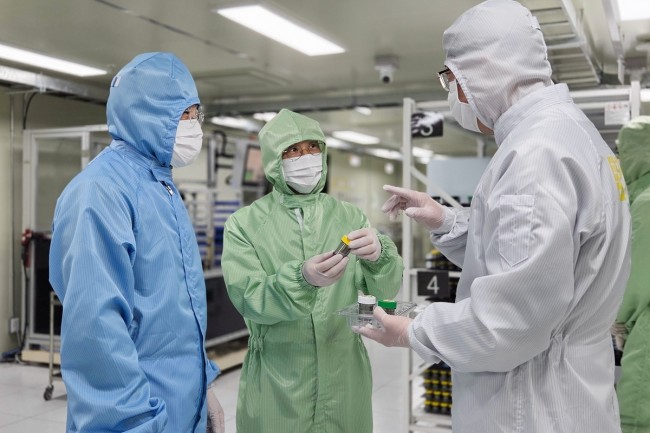 AI 시대 '산업 혈관', 울산-경북 소부장 기업 찾은 수은 행장